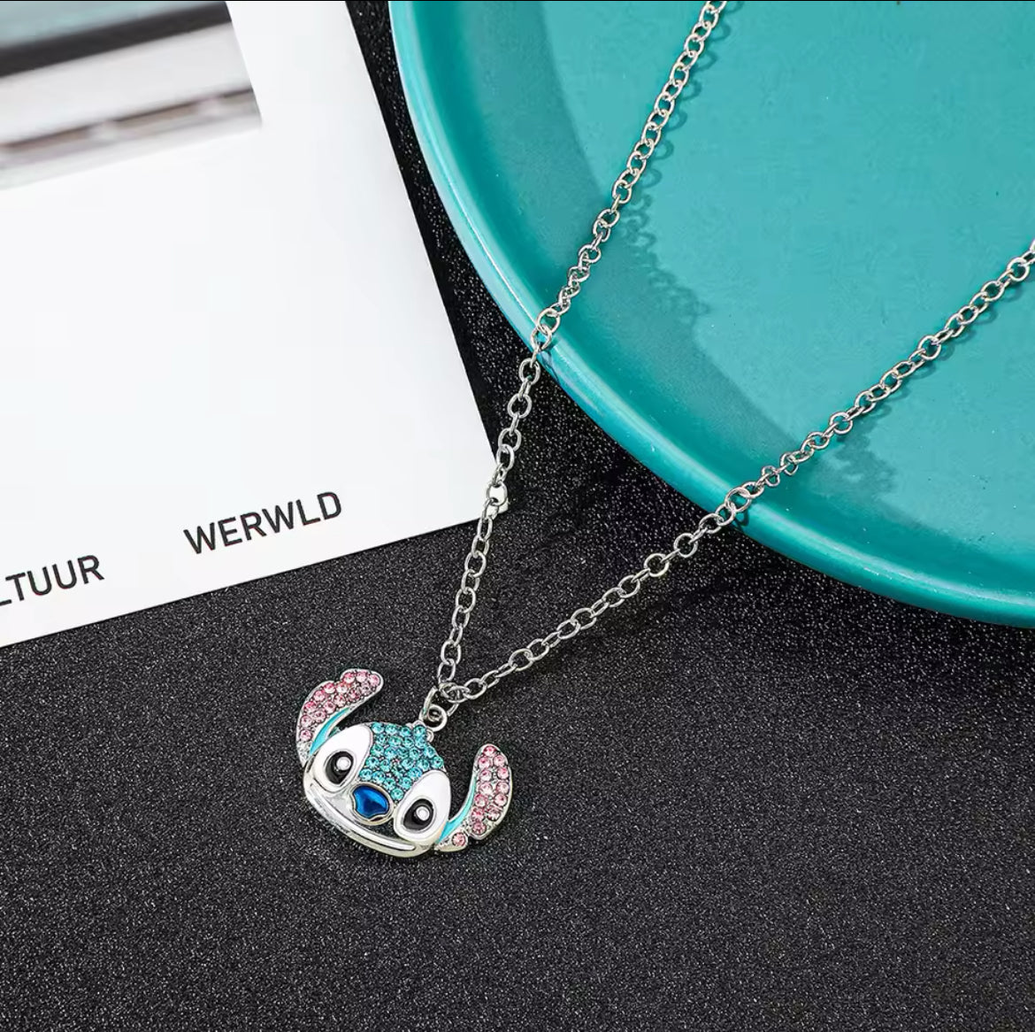 Stitch Strass-Halskette